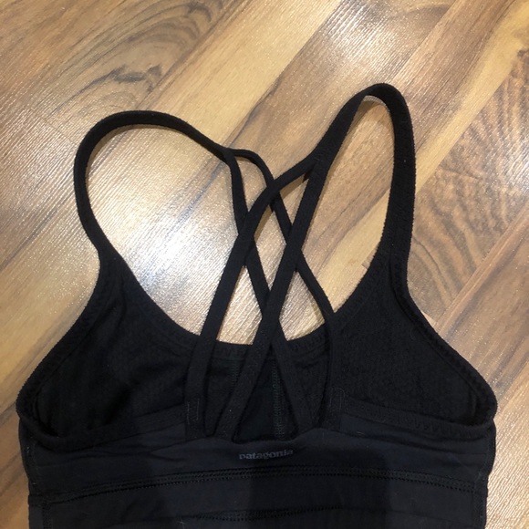 Patagonia black sports bra - Picture 3 of 4